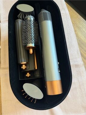 Dyson White Airwrap Styler Packaging with QR Print
